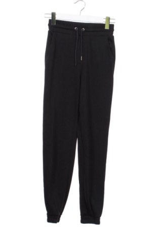 Дамско спортно долнище Stradivarius, Размер XS, Цвят Черен, Цена 11,00 €, #137945267
