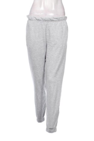 Pantaloni trening de femei Sinsay, Mărime S, Culoare Gri, Preț 61,10 Lei, #137946394