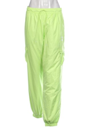 Дамско спортно долнище PUMA, Размер M, Цвят Зелен, Цена 37,00 €, #137983314