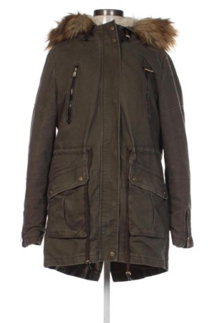 Női dzseki Bershka, Méret XL, Szín Zöld, Ár 15 248 Ft, #137984858