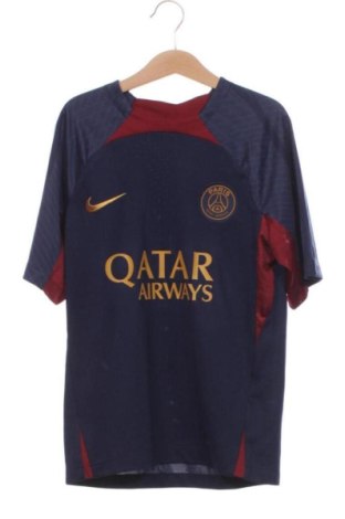 Παιδικό μπλουζάκι Nike, Μέγεθος 8-9y/ 134-140 εκ., Χρώμα Μπλέ, Τιμή 17,00 €, #137939091