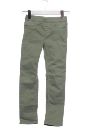 Kinderjeans H&M, Größe 6-7y/ 122-128 cm, Farbe Grün, Preis 13,00 €, #137956571