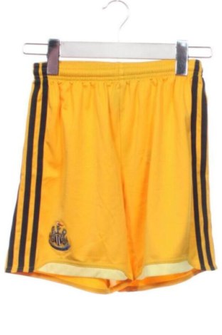 Παιδικό κοντό παντελόνι Adidas, Μέγεθος 11-12y/ 152-158 εκ., Χρώμα Κίτρινο, Τιμή 18,83 €, #137944336