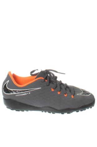 Dětské boty  Nike, Velikost 37, Barva Šedá, Cena  1 262,00 Kč, #137976356