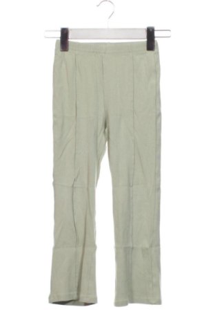 Детски панталон LC Waikiki, Размер 5-6y/ 116-122 см, Цвят Зелен, Цена 9,00 €, #137979319