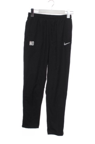Gyerek sport nadrág Nike, Méret 10-11y / 146-152 cm, Szín Fekete, Ár 12 809 Ft, #137881118