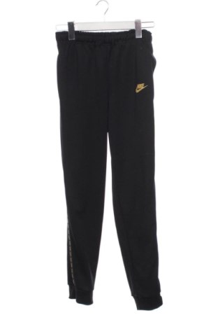 Detské tepláky Nike, Veľkosť 12-13y/ 158-164 cm, Farba Čierna, Cena  34,48 €, #137965096