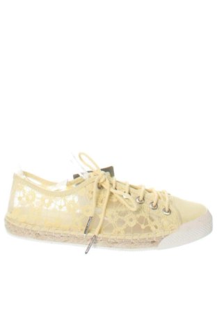 Еспадрили Stradivarius, Размер 39, Цвят Жълт, Цена 28,39 €, #137941064