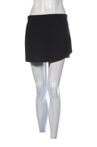 Пола - панталон Stradivarius, Размер M, Цвят Черен, Цена 7,00 €, #137974831