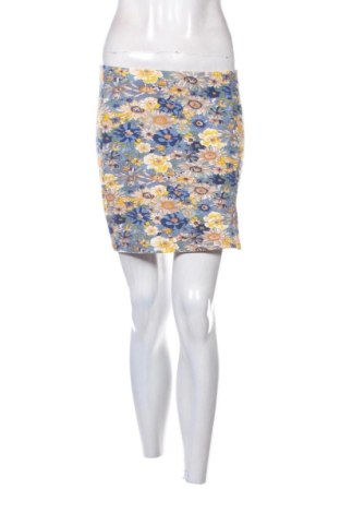 Rock SHEIN, Größe XS, Farbe Mehrfarbig, Preis 7,00 €, #137940707