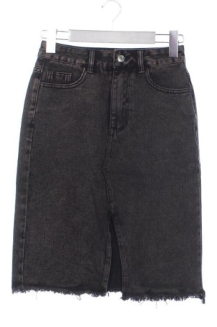 Пола SHEIN, Размер XS, Цвят Черен, Цена 8,00 €, #137959044