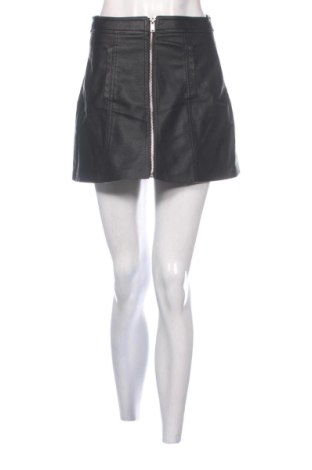 Szoknya Bershka, Méret S, Szín Fekete, Ár 2 482 Ft, #137960321