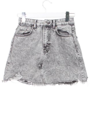 Пола Bershka, Размер XS, Цвят Сив, Цена 11,00 €, #137969289