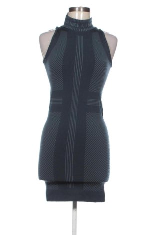 Rochie Nike, Mărime M, Culoare Albastru, Preț 209,96 Lei, #137953244