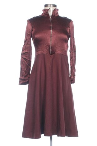 Рокля H&M, Размер M, Цвят Червен, Цена 11,00 €, #137954990