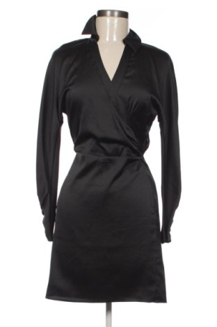 Sukienka Guess, Rozmiar S, Kolor Czarny, Cena 207,44 zł, #137967163
