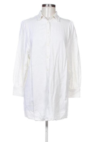 Sukienka Stradivarius, Rozmiar S, Kolor Biały, Cena 76,20 zł, #137967649