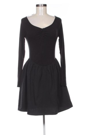 Sukienka Fisherfield, Rozmiar M, Kolor Czarny, Cena 42,34 zł, #137973845