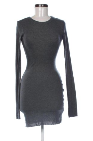 Рокля H&M, Размер S, Цвят Сив, Цена 20,00 €, #137974578