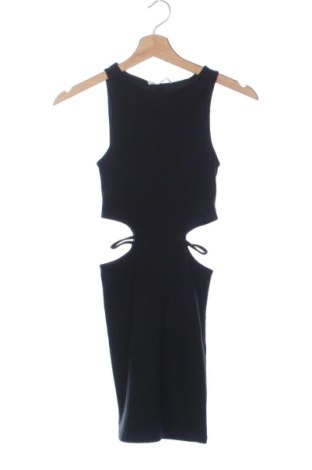 Рокля Pull&Bear, Размер XS, Цвят Черен, Цена 15,00 €, #137978739