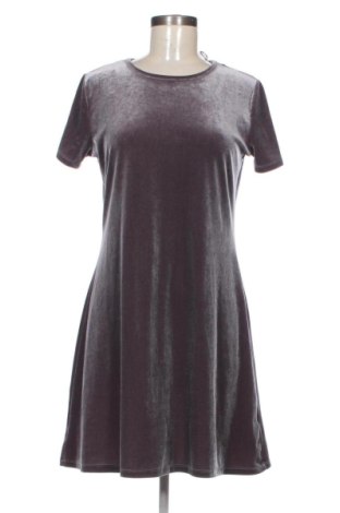 Rochie Gina, Mărime M, Culoare Mov, Preț 59,00 Lei, #137956923