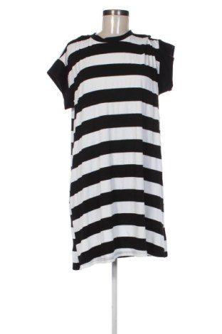Rochie SHEIN, Mărime XL, Culoare Multicolor, Preț 52,49 Lei, #137958821