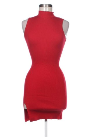 Šaty  Bershka, Veľkosť S, Farba Červená, Cena  11,00 €, #137965750