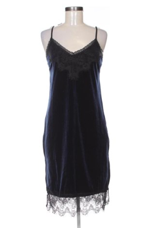 Рокля Bershka, Размер M, Цвят Син, Цена 20,00 €, #137971214