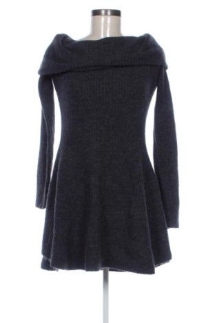 Rochie H&M, Mărime M, Culoare Gri, Preț 102,00 Lei, #137977576