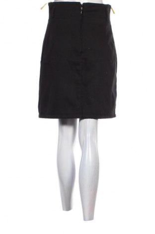 Пола Unbranded, Размер M, Цвят Черен, Цена 3,06 €