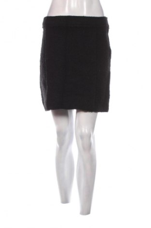 Sukně Pescara, Velikost M, Barva Černá, Cena  49,00 Kč