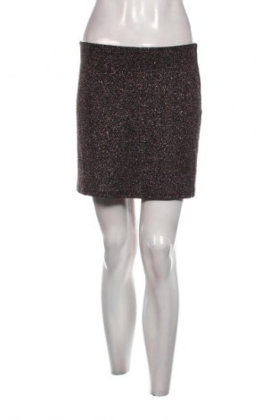 Sukně Pull&Bear, Velikost L, Barva Vícebarevné, Cena  49,00 Kč