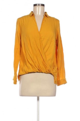 Bluză de femei Bershka, Mărime M, Culoare Galben, Preț 7,99 Lei