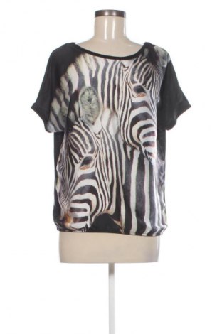 Dámská halenka Bershka, Velikost S, Barva Vícebarevné, Cena  199,00 Kč