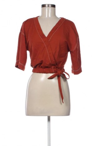 Dámská halenka Bershka, Velikost S, Barva Hnědá, Cena  193,00 Kč