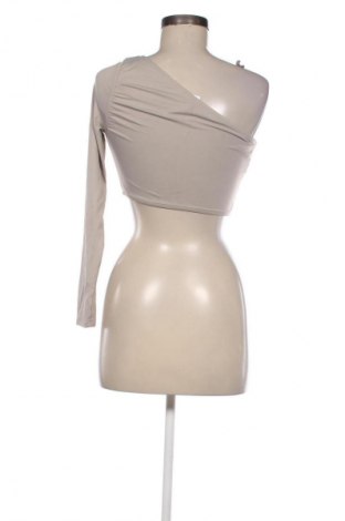 Dámská halenka Bershka, Velikost S, Barva Krémová, Cena  139,00 Kč