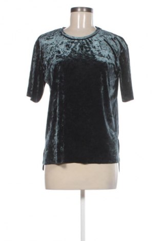 Dámská halenka Bershka, Velikost M, Barva Zelená, Cena  49,00 Kč