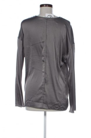 Dámská halenka Broadway, Velikost S, Barva Šedá, Cena  49,00 Kč