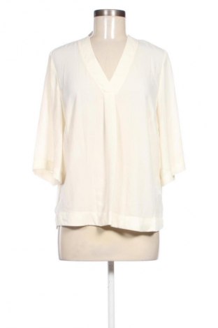 Dámská halenka Gina Tricot, Velikost L, Barva Krémová, Cena  79,00 Kč