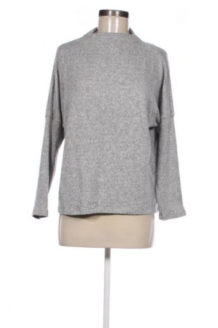 Dámská halenka H&M, Velikost M, Barva Šedá, Cena  79,00 Kč