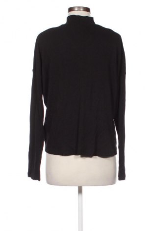 Dámská halenka H&M Divided, Velikost M, Barva Černá, Cena  443,00 Kč