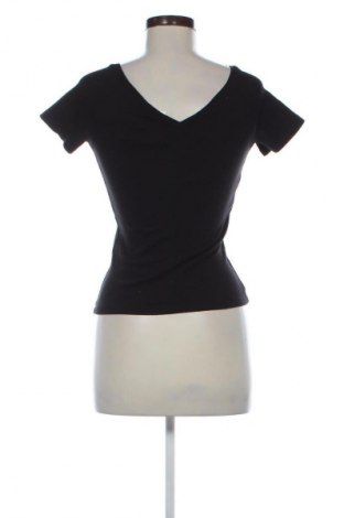 Γυναικεία μπλούζα ONLY, Μέγεθος M, Χρώμα Μαύρο, Τιμή 1,87 €