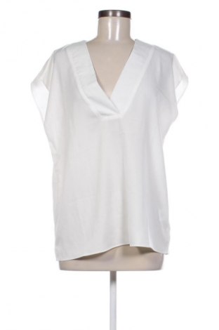 Γυναικεία μπλούζα Usha, Μέγεθος M, Χρώμα Λευκό, Τιμή 3,99 €