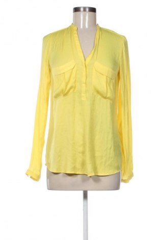 Damen Shirt Zara Trafaluc, Größe XS, Farbe Gelb, Preis € 2,99