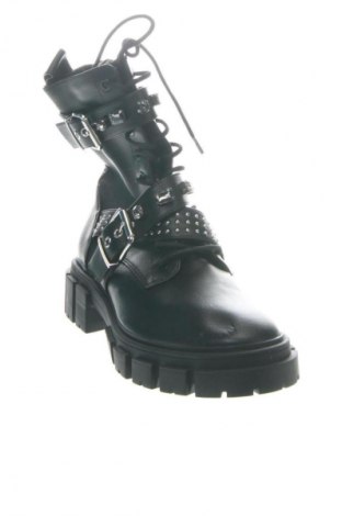 Дамски боти Stradivarius, Размер 37, Цвят Черен, Цена 33,23 €