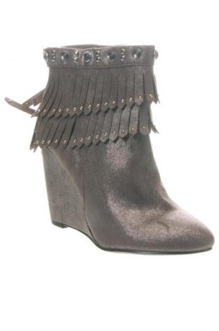 Γυναικεία μποτάκια Unbranded, Μέγεθος 39, Χρώμα Καφέ, Τιμή 12,99 €