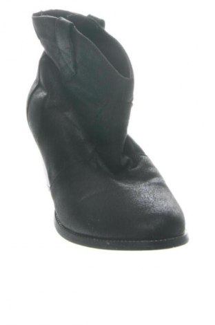 Γυναικεία μποτάκια Unbranded, Μέγεθος 38, Χρώμα Μαύρο, Τιμή 19,96 €