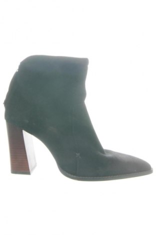 Γυναικεία μποτάκια Zara, Μέγεθος 41, Χρώμα Μαύρο, Τιμή 23,99 €