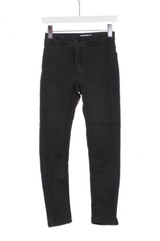 Dámské džíny  Bershka, Velikost XS, Barva Černá, Cena  120,00 Kč