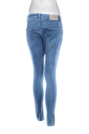 Dámské džíny  Bershka, Velikost M, Barva Modrá, Cena  119,00 Kč